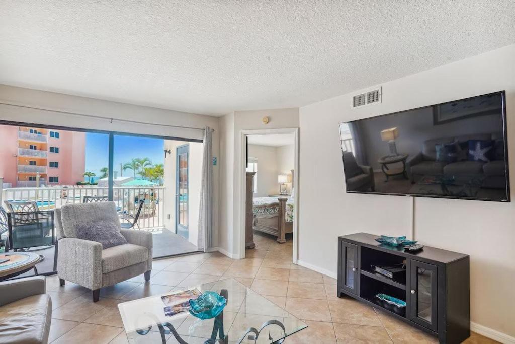 شاطئ كليرووتر Beach Palms- Unit 102 المظهر الخارجي الصورة